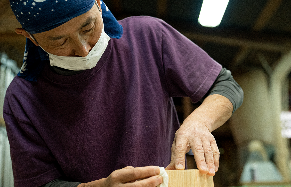 職人が残してくれた木の質感